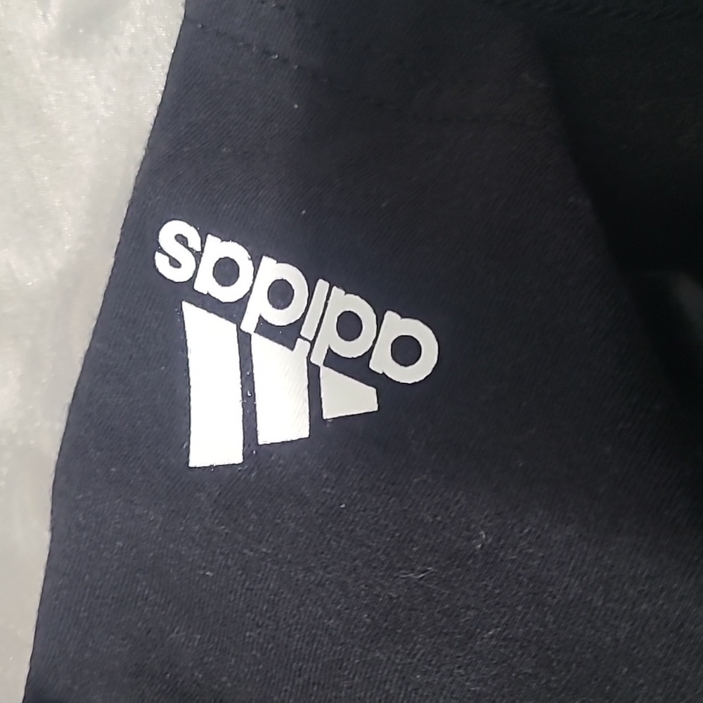 Adidas Black Tee with Gradient Heart Logo - Picture 4 of 5